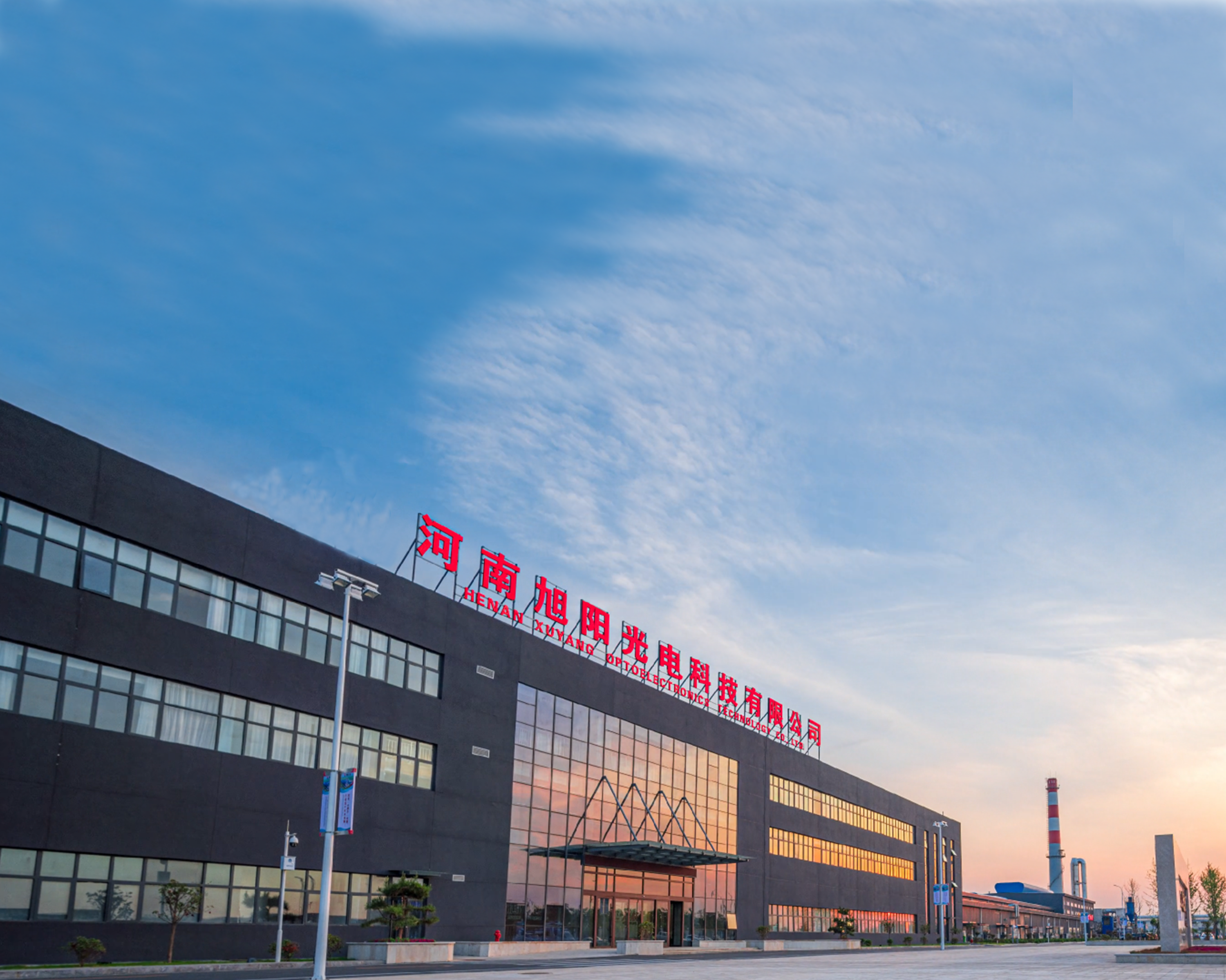 知名汽車(chē)玻璃製造廠(chǎng)商蒞臨旭陽光電，赤炎玻璃汽車(chē)輕量化應(yīng)用再上新臺(tái)階